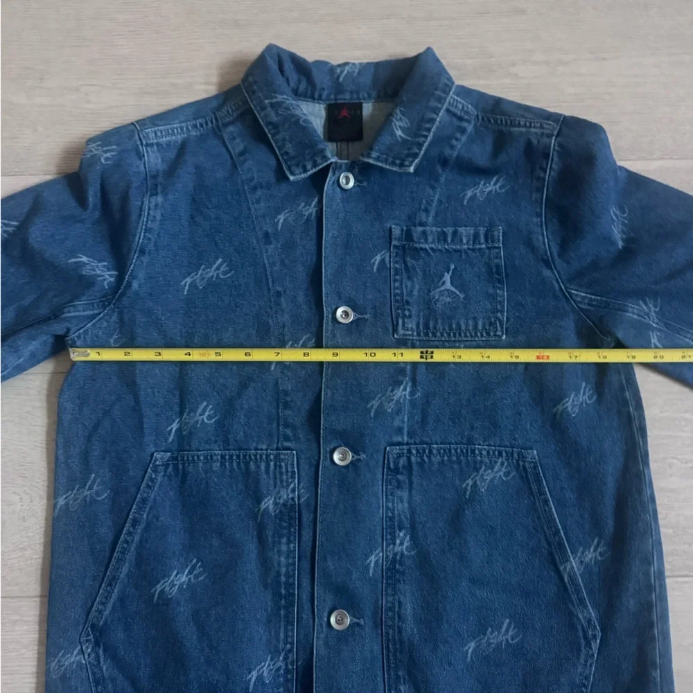 AIR JORDAN FLIGHT HERITAGE DENIM JACKET - MEN'S/BOY’S size XL (13-15yr)
